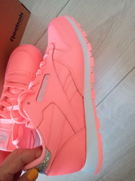 Reebok buty damskie nowe, neonowy kolor