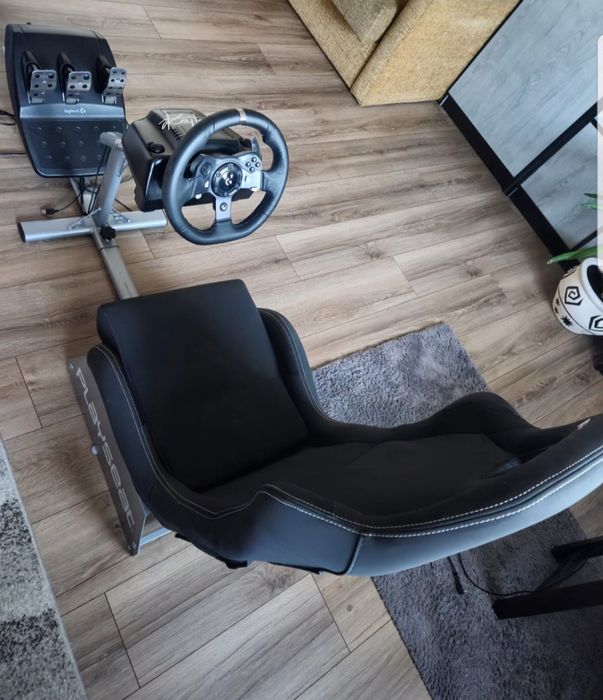 Logitech G920 + Playseat Evo