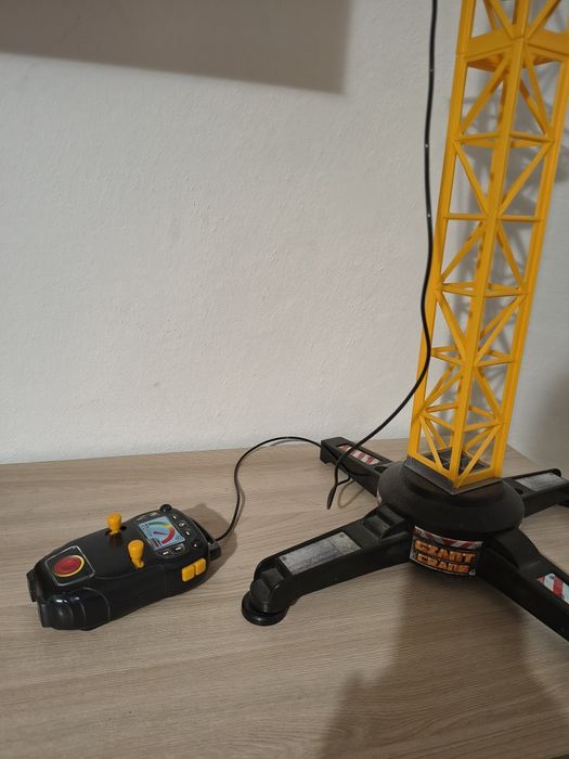 Кран з поворотним механізмом