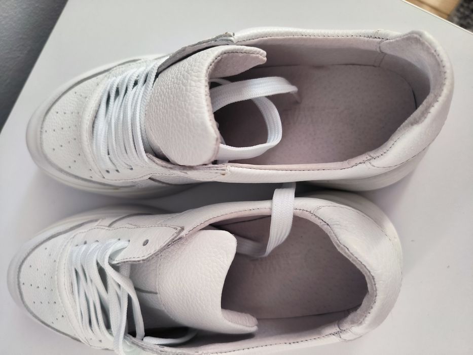 Кеди білі,нові, чоловічі