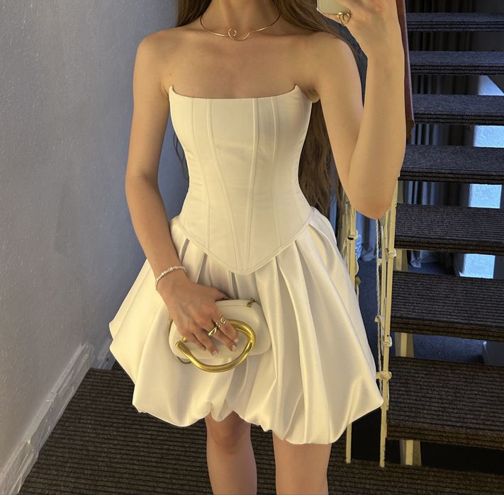 Продам випускну сукню