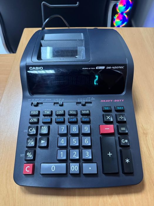 2 Calculadoras com impressão CASIO
