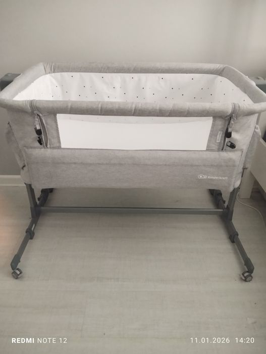 Dostawka KINDERKRAFT łóżeczko dostawne do łóżka