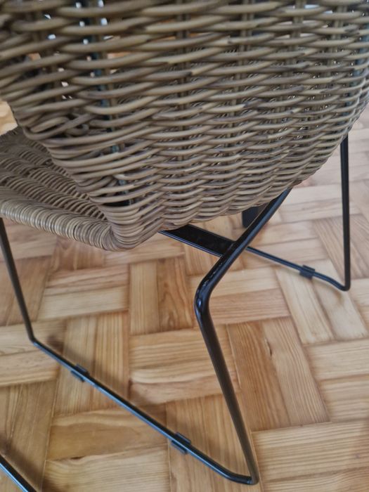 4 Cadeiras de mesa de jantar AREA