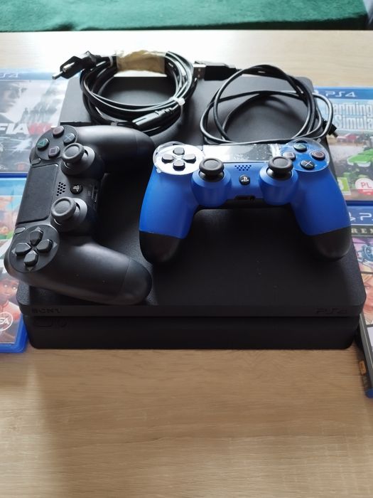 PS4 Slim 1TB komplet