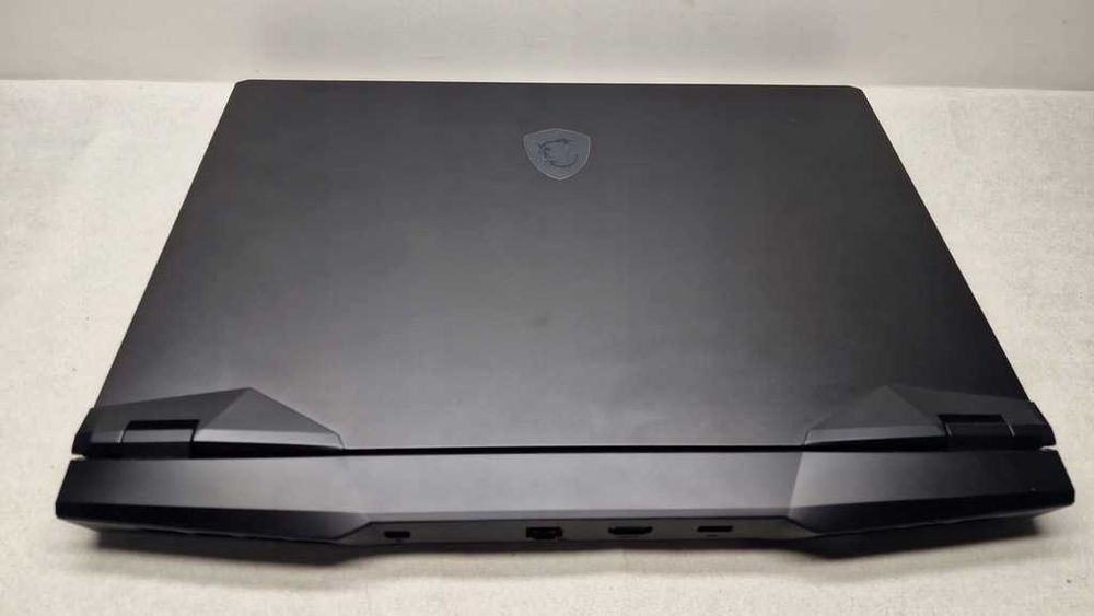 Laptop MSI Vector GP66 12UEO-691NU i7-12700H RTX 3060 16GB Win11 240Hz
