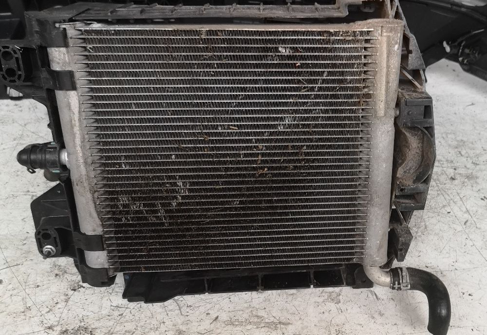 Intercooler Land Rover Discovery V 3.0D lewy prawy