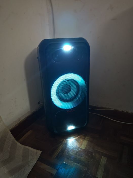 Coluna LG XL5S 200w RMS.