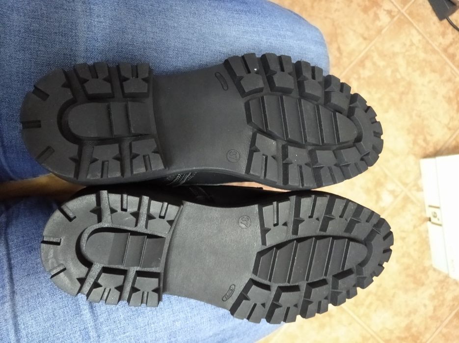 Botas novas da Entrepés tamanho 37