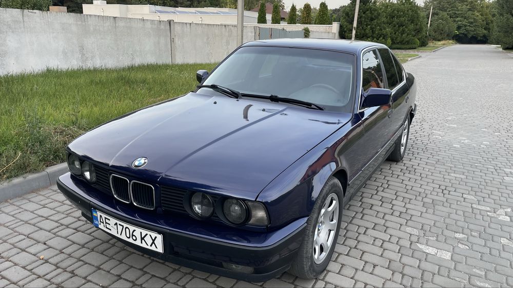 Продам БМВ Е34 525