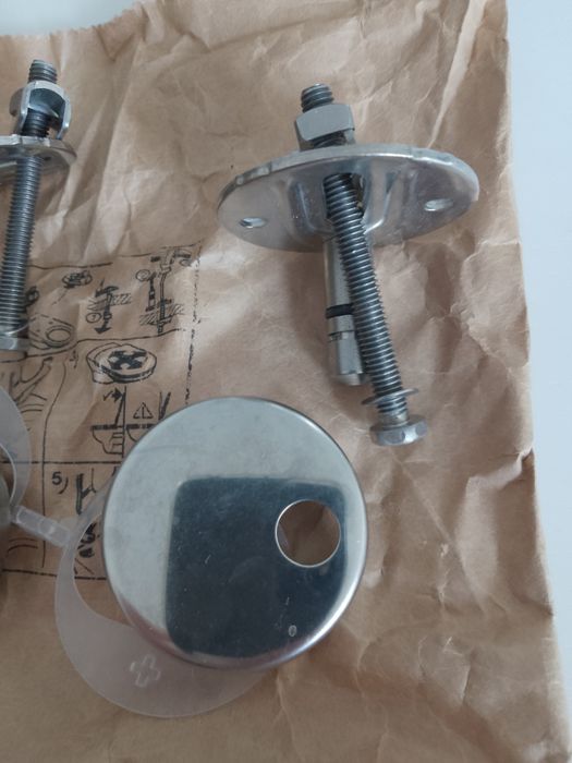 Mocowanie deski nowe wc