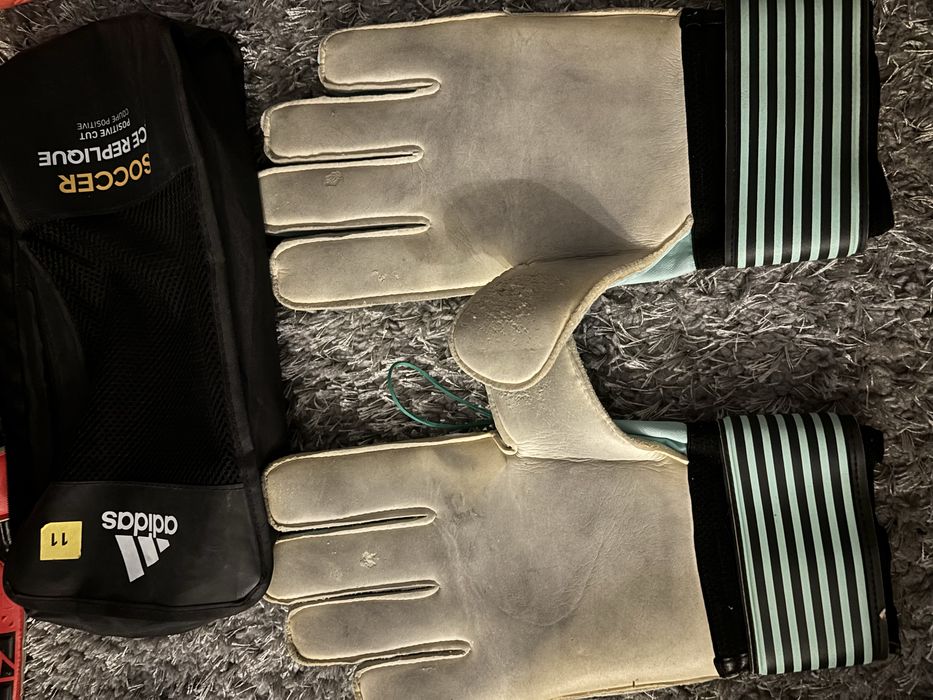 Перчатки адидас берюзовые