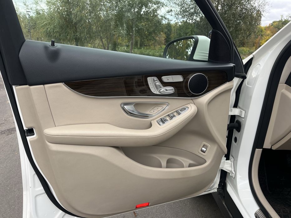 Mercedes-Benz GLC 300 2019 за ГОТІВКУ, або в ЛІЗИНГ | КРЕДИТ