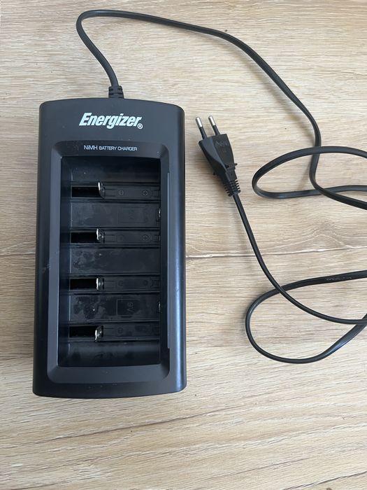 Ładowarka do baterii energizer