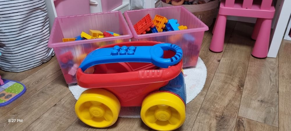 Mega Bloks, pojazd, zbierak klocków, auto, wózek, pchacz, Fisher Pric