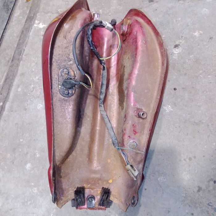 Продам бак на мопед сабур SB50Q-5A