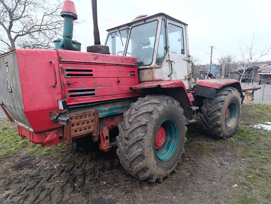 Хтз Т150 з плугом