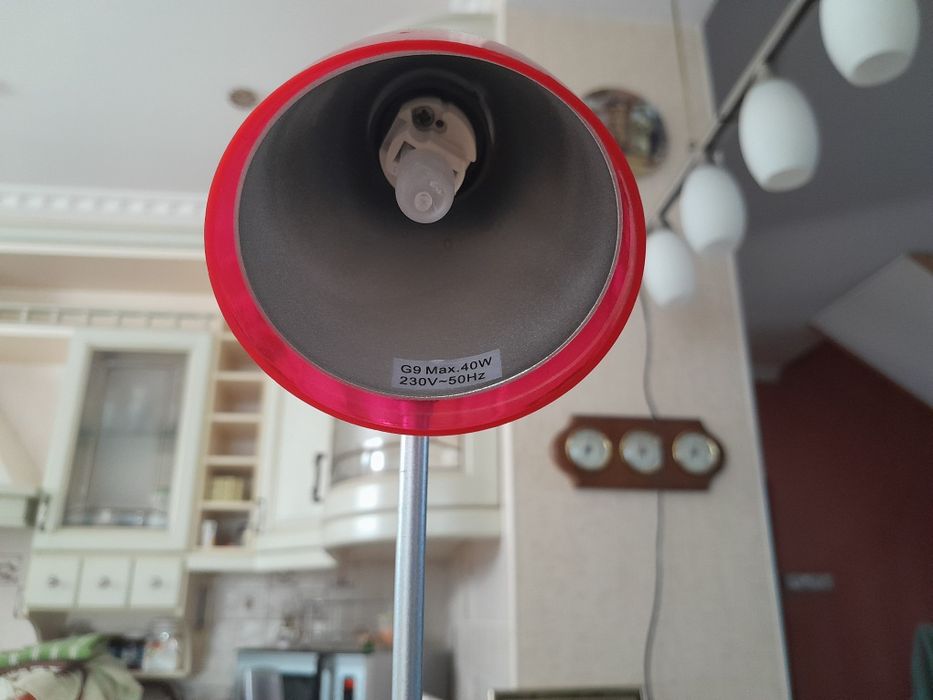 Настольная лампа.