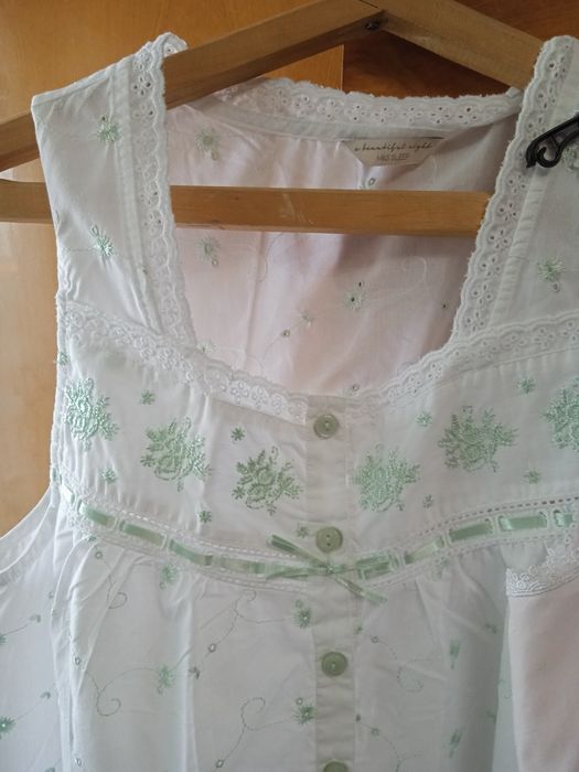 Две за 150  ночных рубашки новые