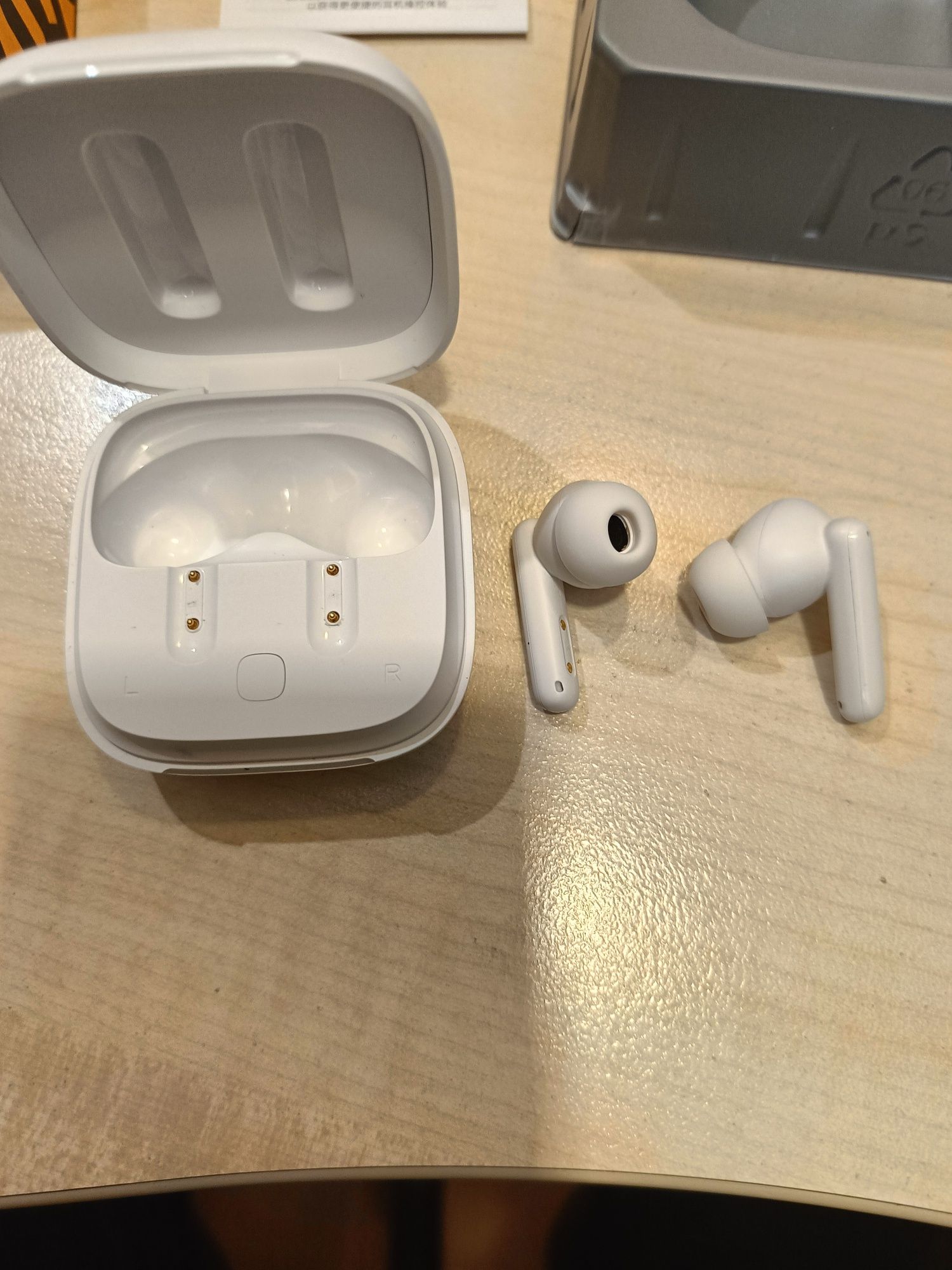 QCY T13 ANC черные белые Беспроводные наушники Xiaomi QCY T13 ANC: 900 ...