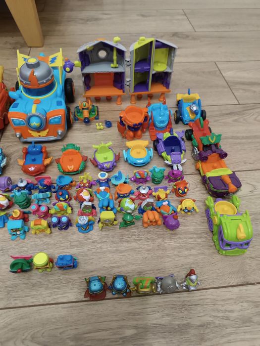Zestaw super zings pojazdy figurki