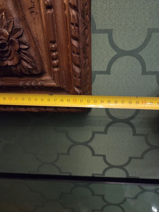 Sagrada família esculpida em madeira