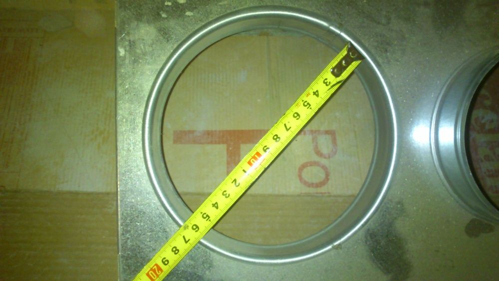 Dystrybutor powietrza do kominka