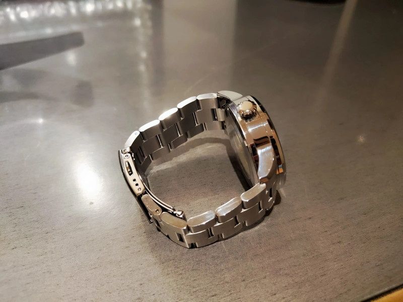 Citizen automático com caixa e papeis