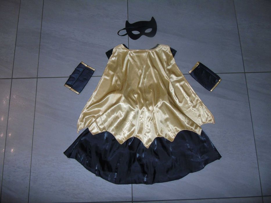 strój sukienka Batman-ka 6-8 lat