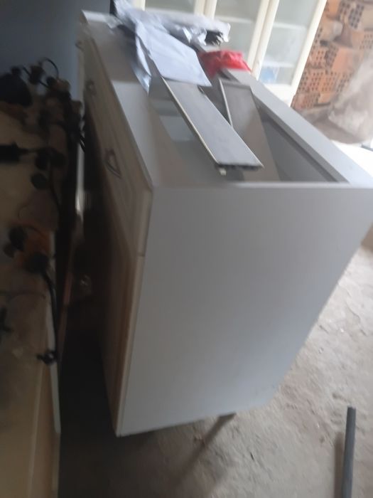 Armário tipo vitrine  com 3 portas LOMMARP IKEA