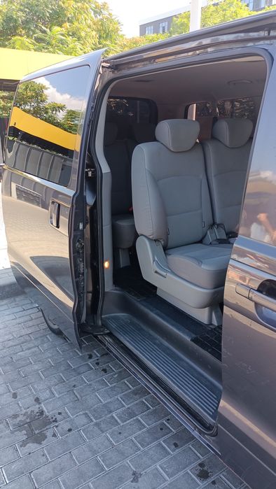 Авто H1 (Starex) 2008 VIN KMHWH81JP8U063279 фото оголошення 3 з 7