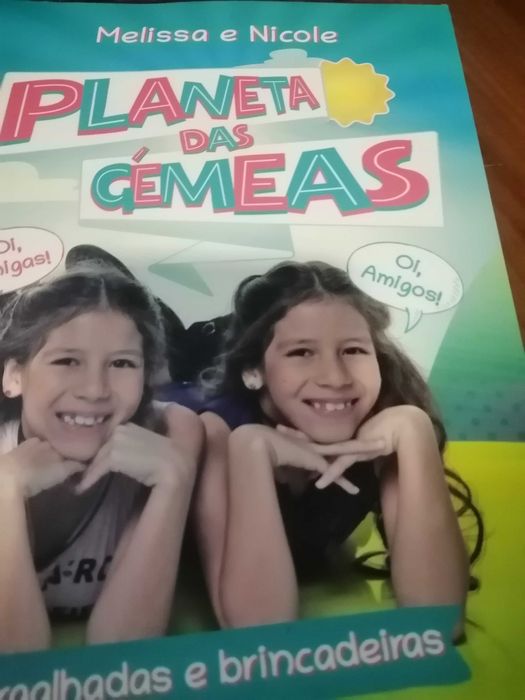 Livro "Planeta das gémeas"