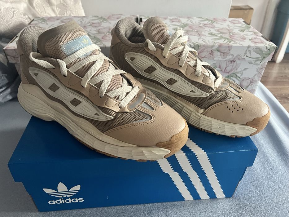 Adidas buty meskie sportowe 43,5