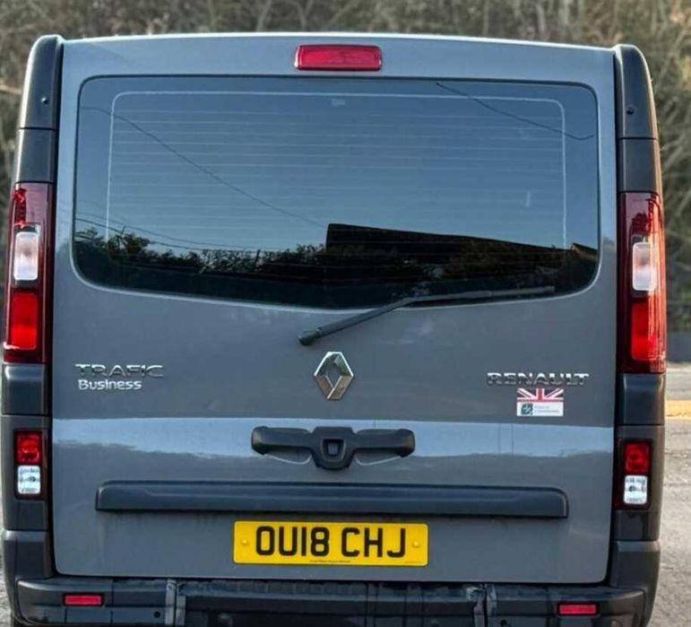 Klapa tył  oszklona renault fraficlll vivaro b 2017rok