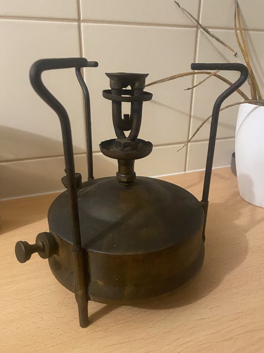 Fogão antigo a petroleo