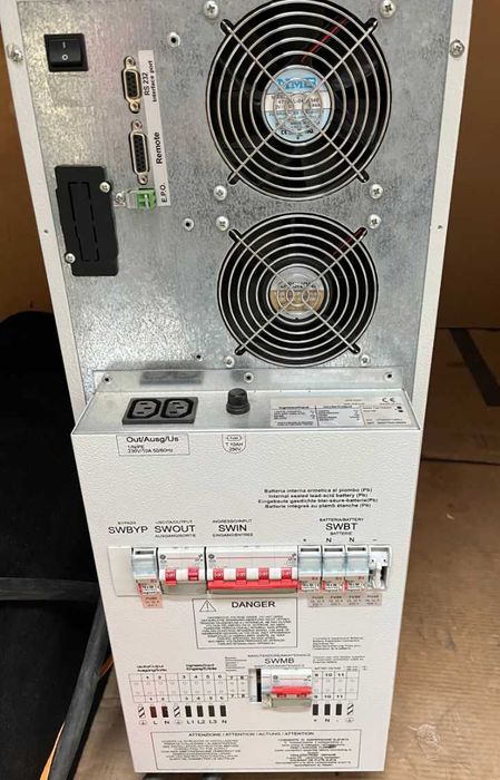 UPS Riello 6K5 6000VA 4500W