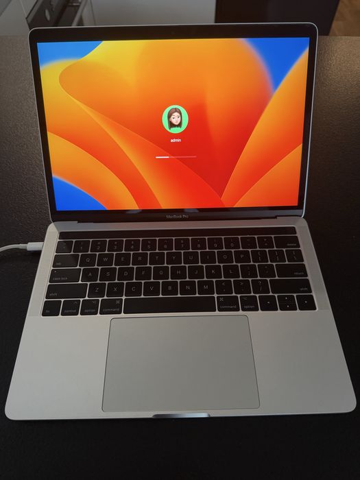 MacBook Pro 13" 2017 | i7 3.5 GHz | 8 GB | 512 GB SSD | Ідеальний стан
