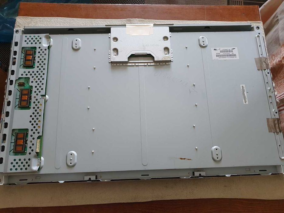 Продам матрицу LTA320WT-L08