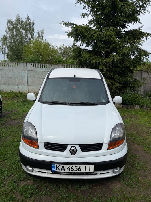 Продам машину ревно Кенго