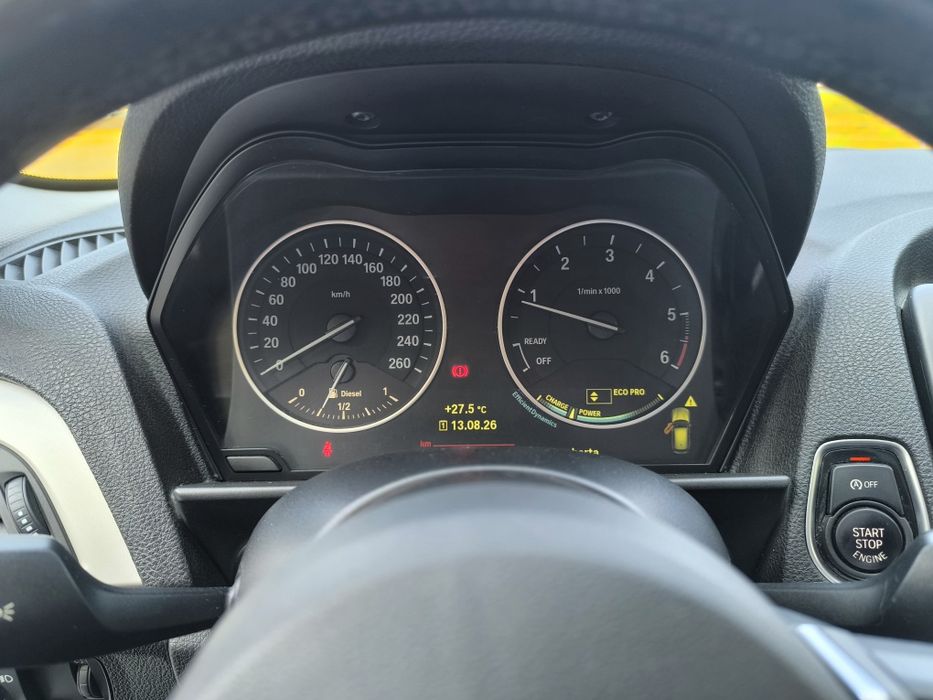 BMW 116d 5p 5 lug