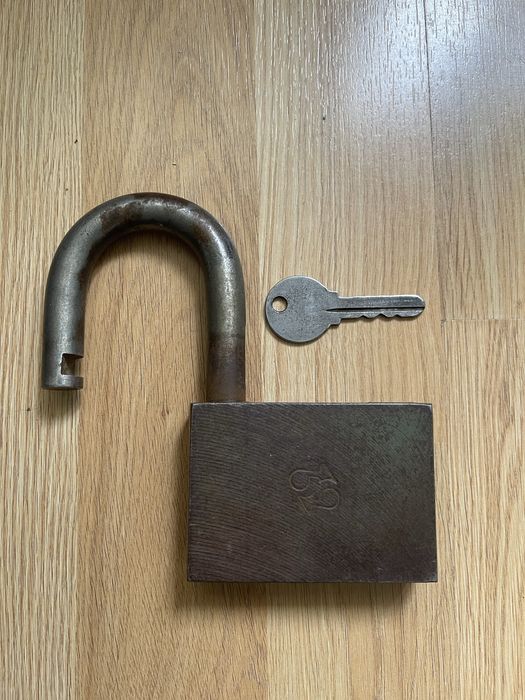 Замок навесной висячий повышенной надёжности. СССР.