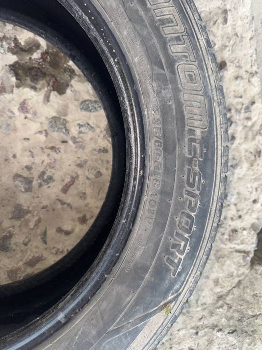 Шини 235/60 r18.