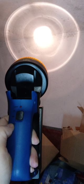 Справжній німецький ліхтар з магнітом