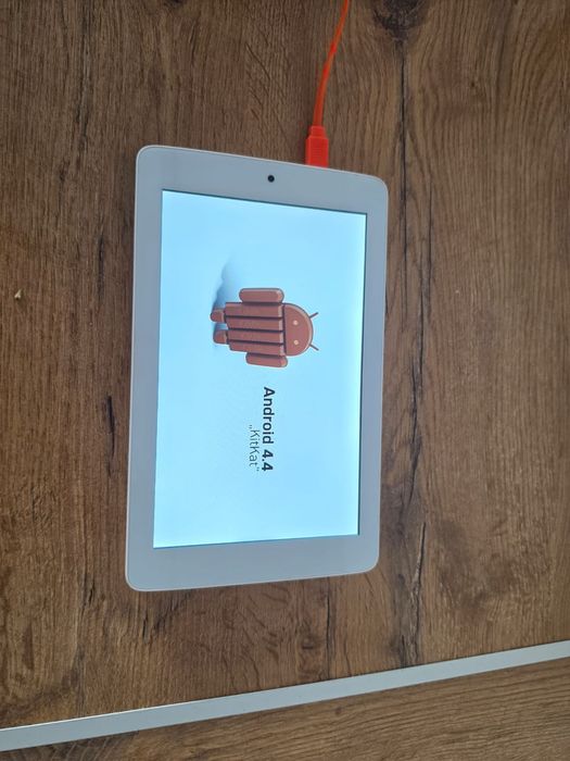 Tablet junior TAB 8 pro sprawny