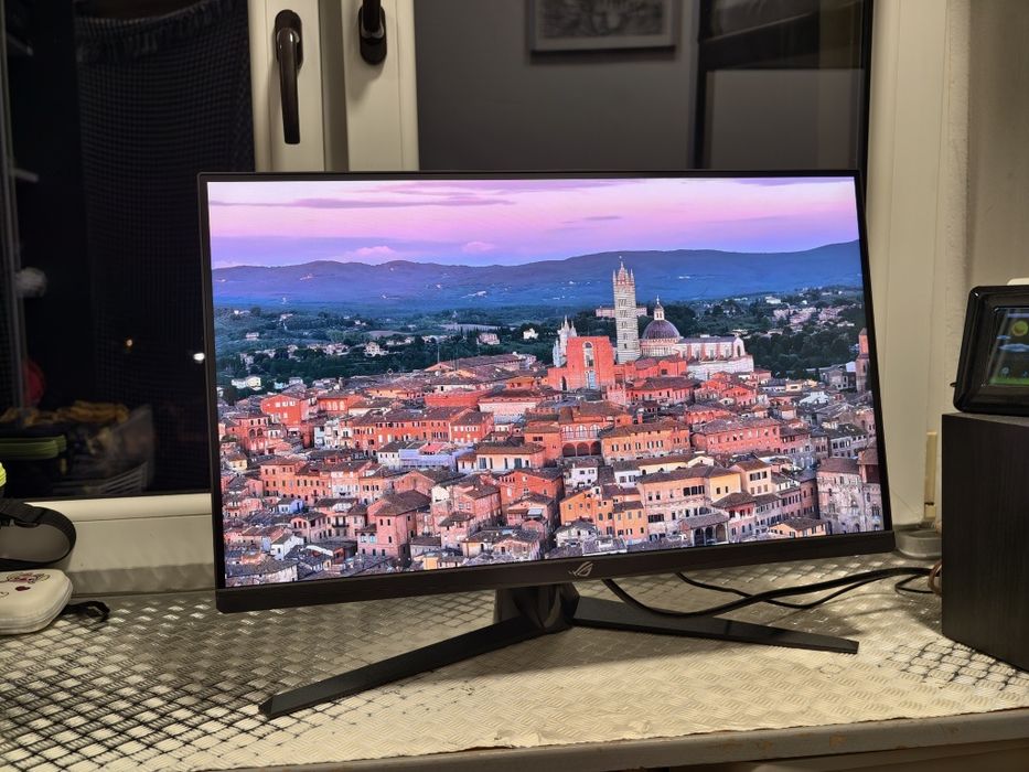 monitor ASUS ROG 300Hz 27" 1440p (strix xg27aqmr)