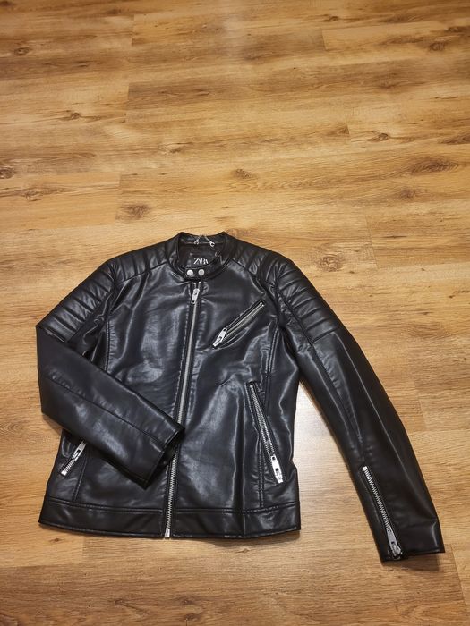 Czarna kurtka skórzana biker Zara (eko-skóra)
