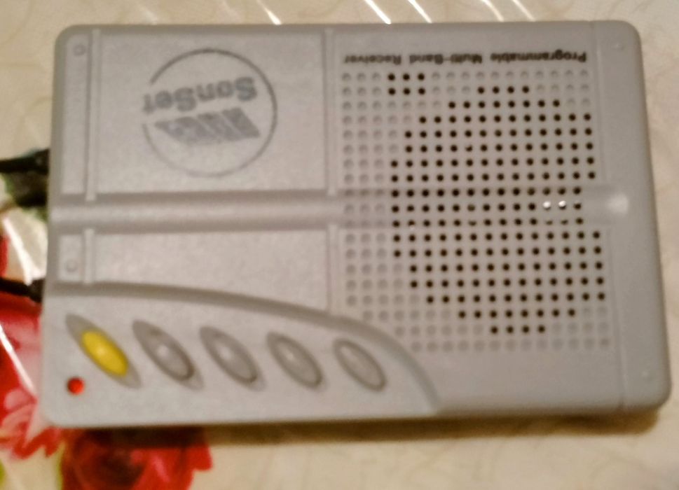 Продам SonSet Solutions радиостанцию на солнечных батареях