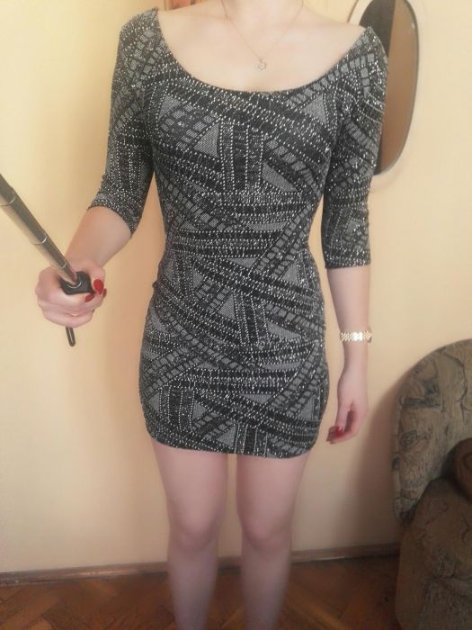 Mala czarna we wzory S 36