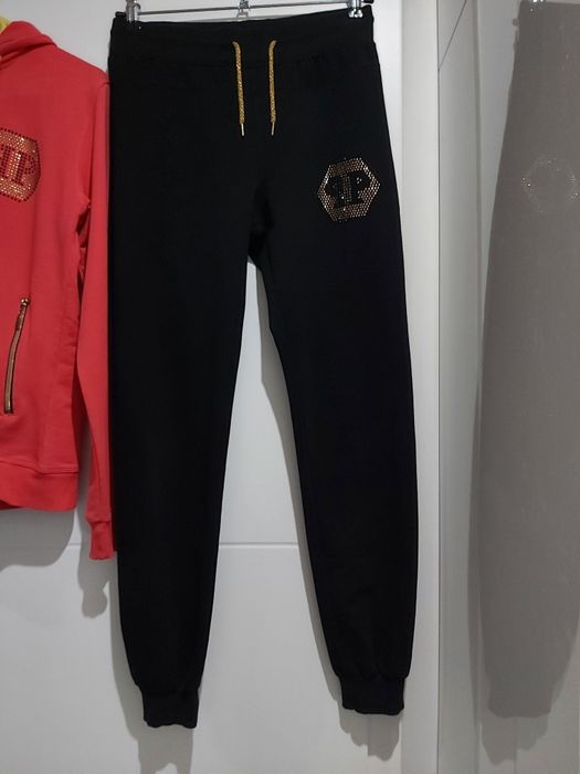 Piękny dres Philipp Plein z dżetami M