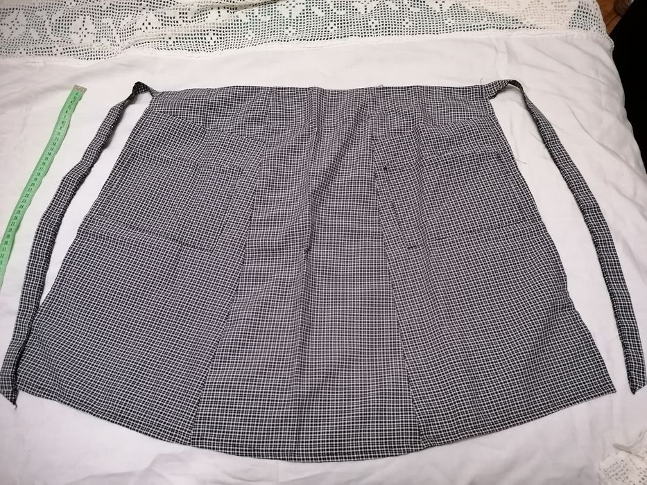 Aventais tons preto e cinza